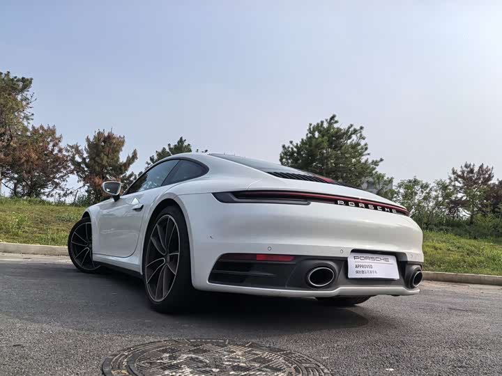 Фото 19 - Porsche 911