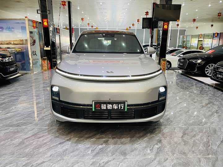 Фото 2 - LiXiang L8