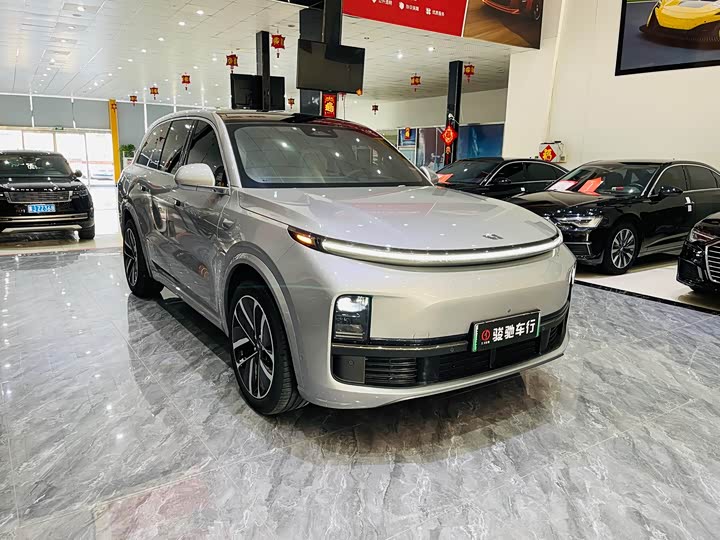 Фото 3 - LiXiang L8