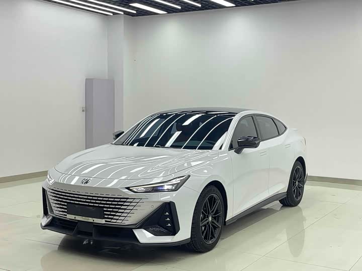 Фото 1 - Changan UNI-V