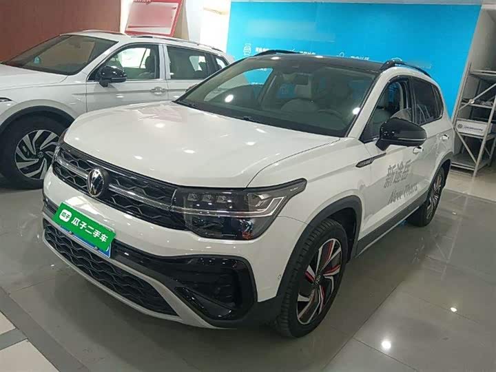 Фото 1 - Volkswagen Tharu