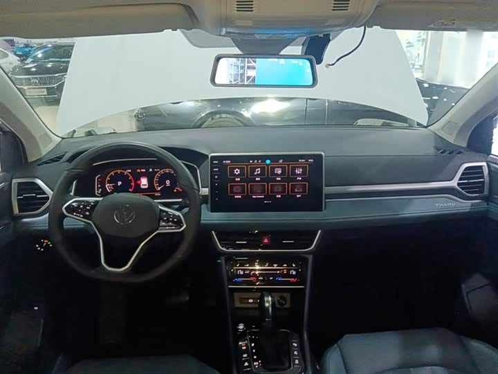 Фото 11 - Volkswagen Tharu