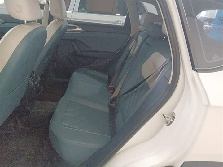 Фото 16 - Volkswagen Tharu