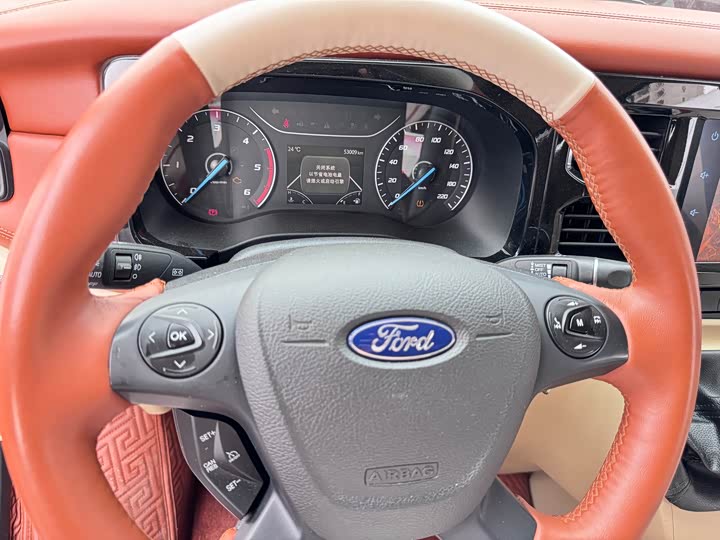 Фото 13 - Ford Transit New