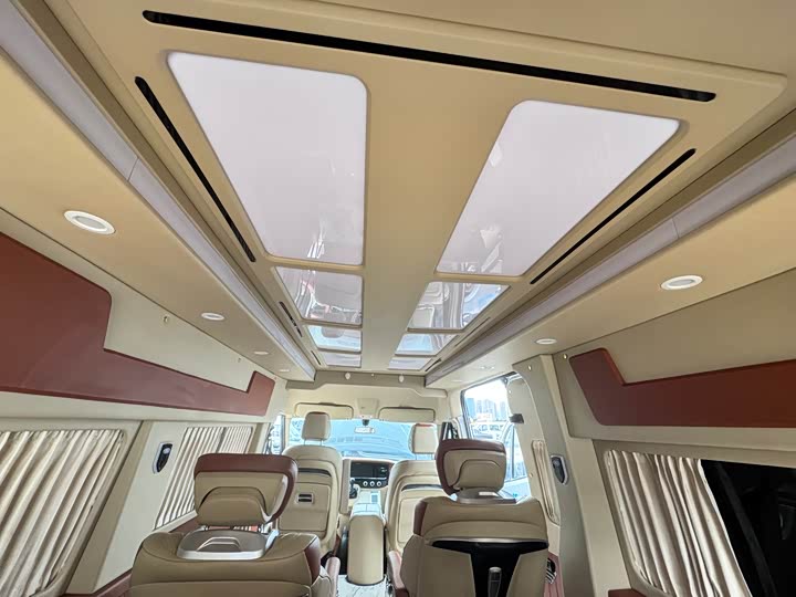 Фото 17 - Ford Transit New