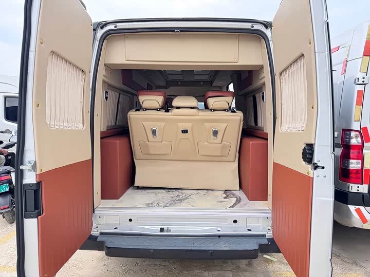 Фото 18 - Ford Transit New