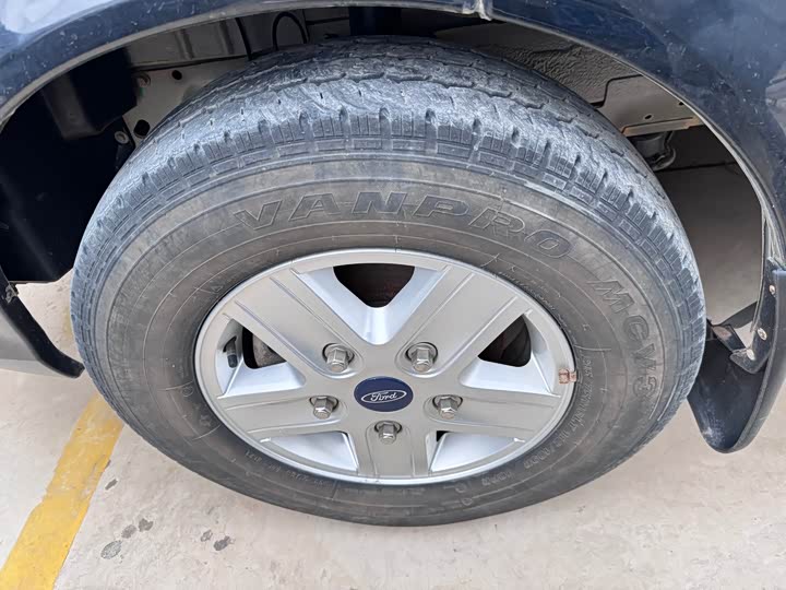 Фото 4 - Ford Transit New