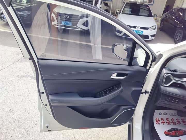 Фото 28 - GAC Trumpchi GS4