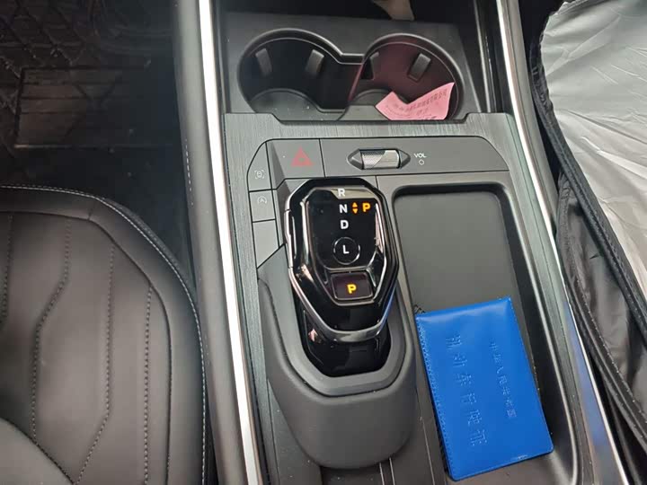 Фото 7 - Ford Edge