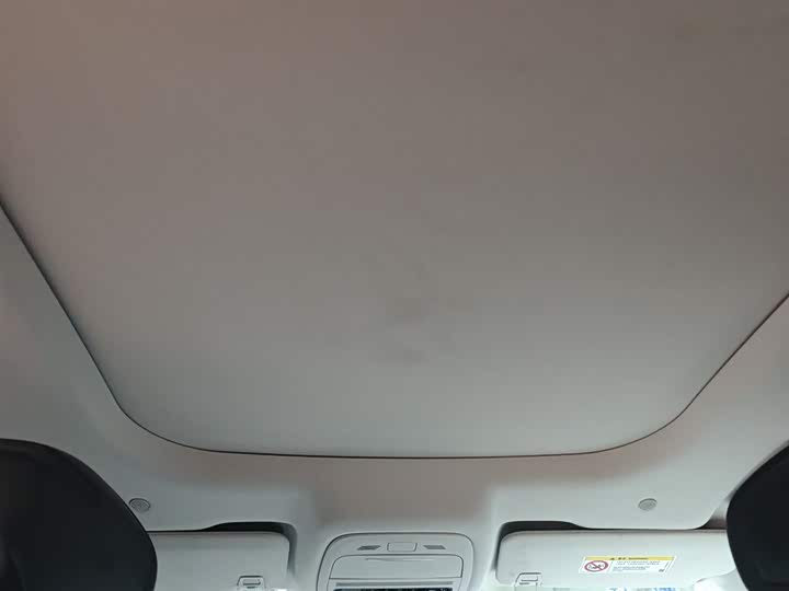 Фото 9 - Ford Edge