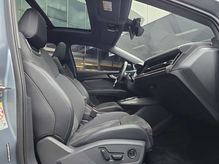 Фото 9 - Audi Q4 e-tron