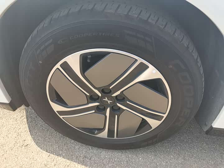 Фото 12 - XPeng G6