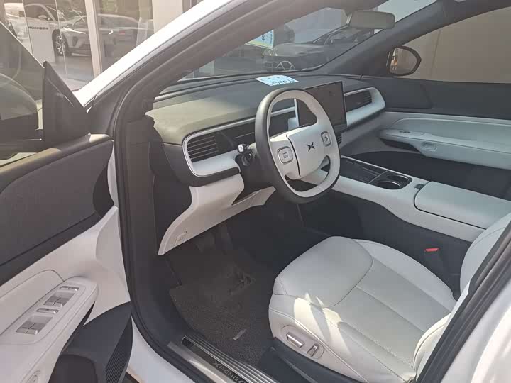 Фото 3 - XPeng G6