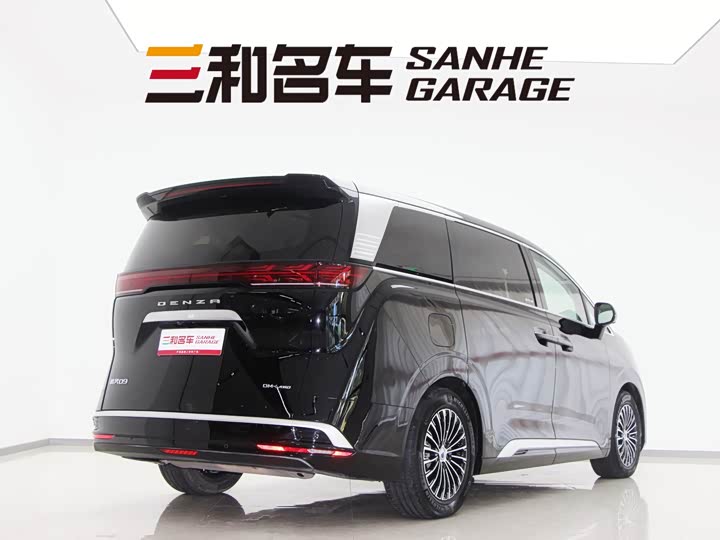 Фото 5 - Denza D9