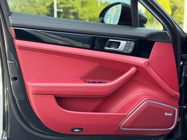 Фото 11 - Porsche Panamera