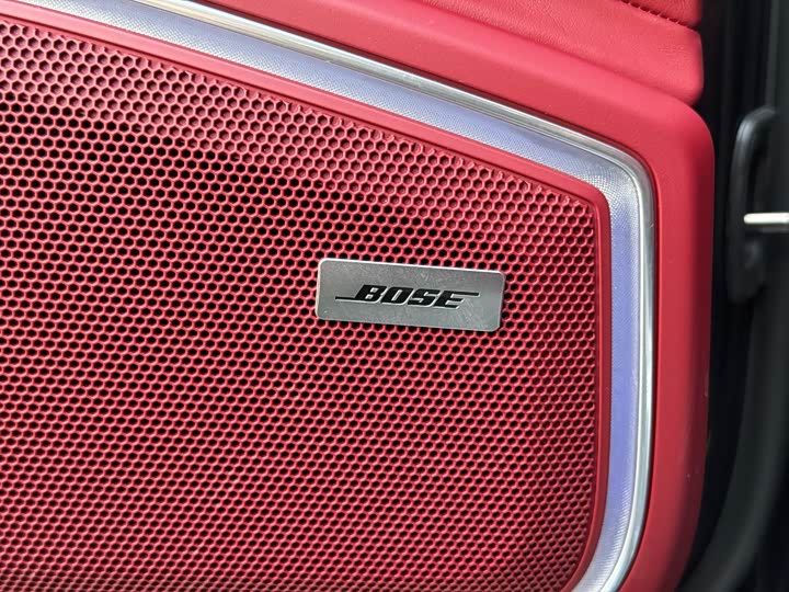 Фото 14 - Porsche Panamera