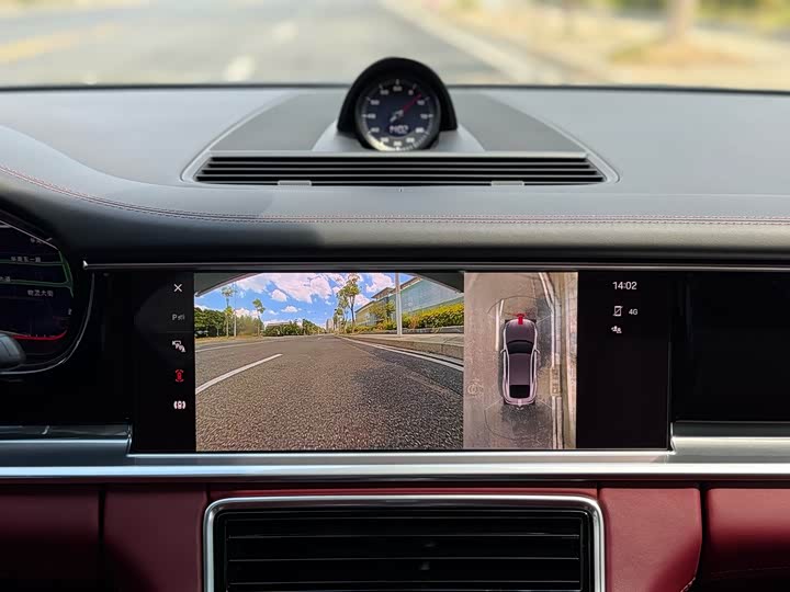 Фото 22 - Porsche Panamera