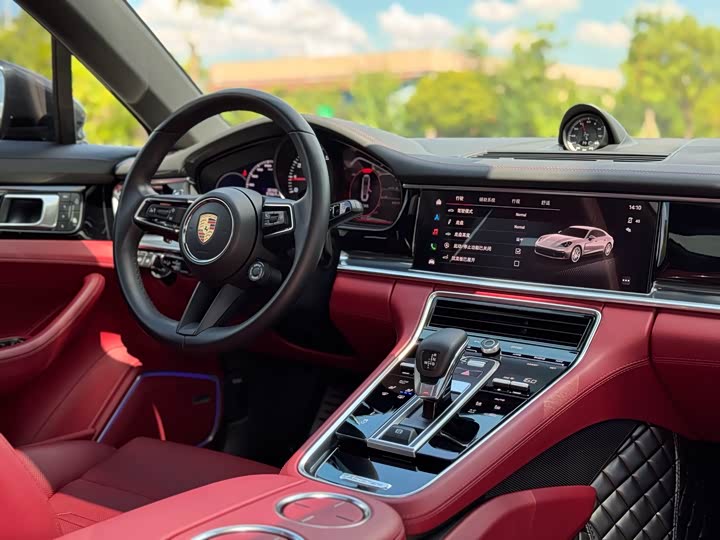 Фото 26 - Porsche Panamera