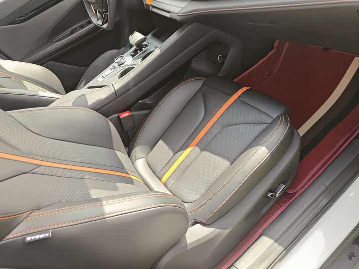 Фото 20 - Changan UNI-V