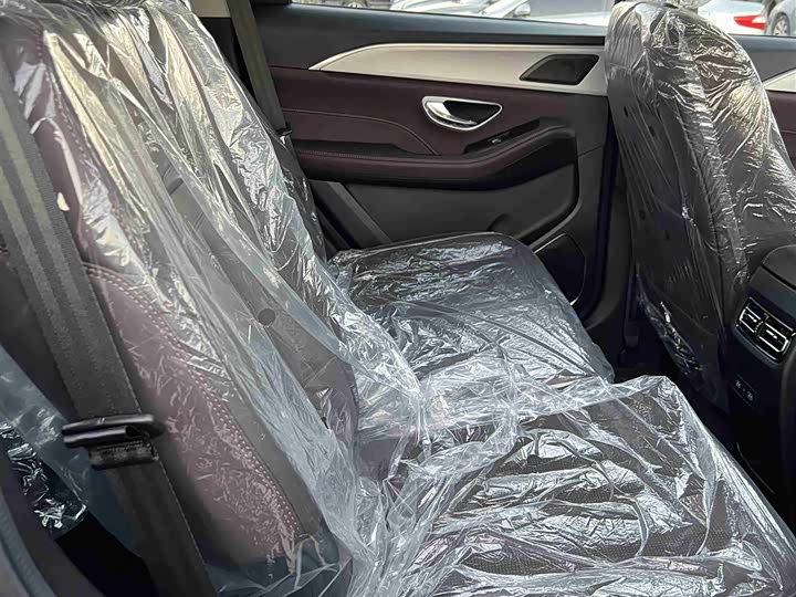 Фото 12 - Jetour X95