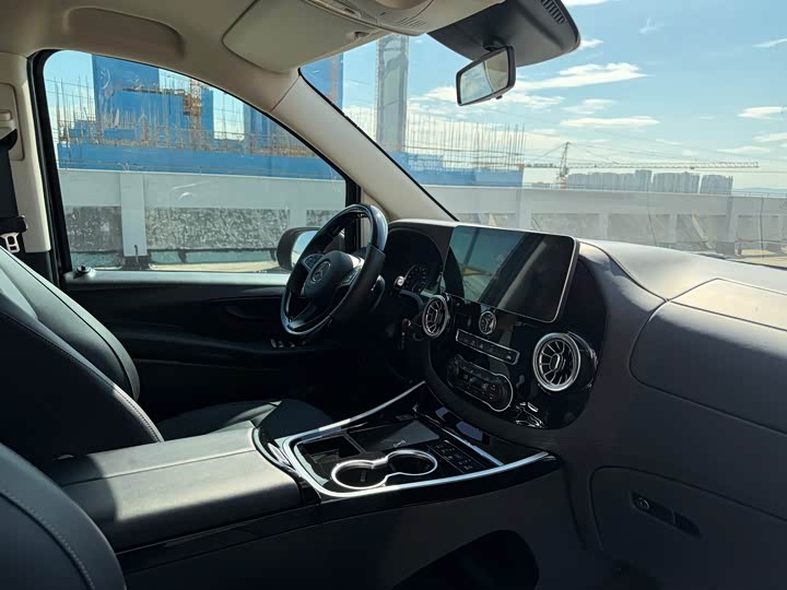 Фото 15 - Mercedes-Benz Vito