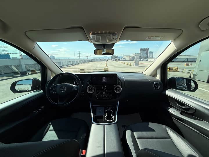 Фото 17 - Mercedes-Benz Vito