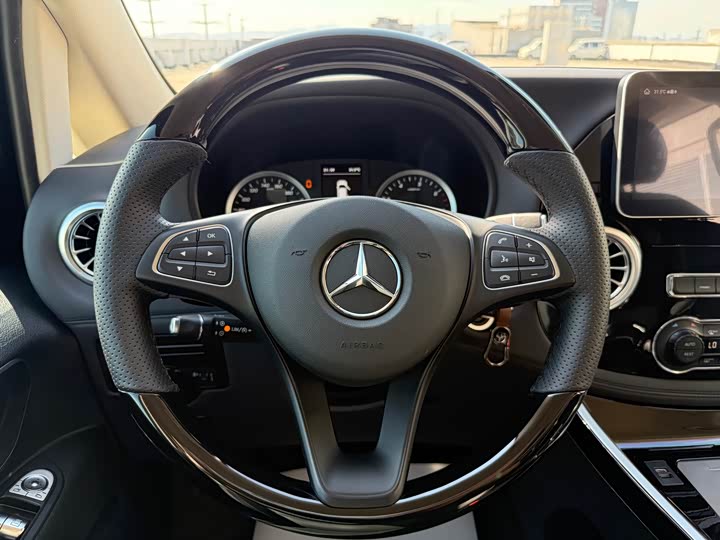 Фото 19 - Mercedes-Benz Vito