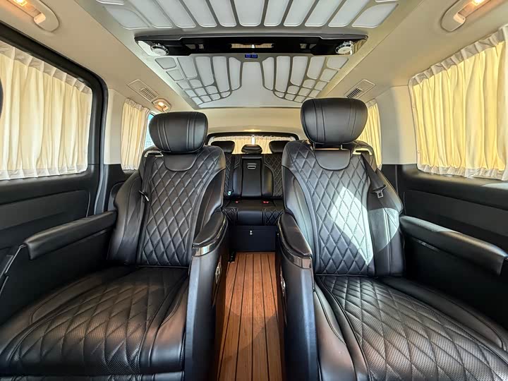 Фото 21 - Mercedes-Benz Vito