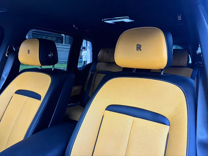 Фото 5 - Rolls-Royce Cullinan