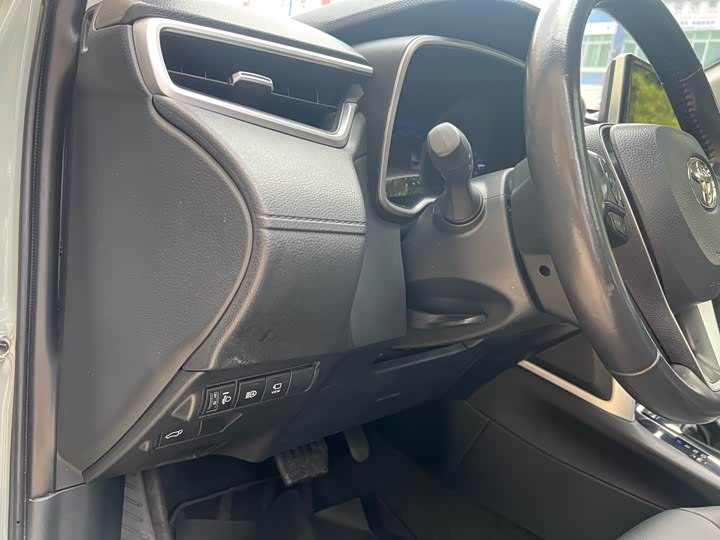 Фото 15 - Toyota Corolla Cross