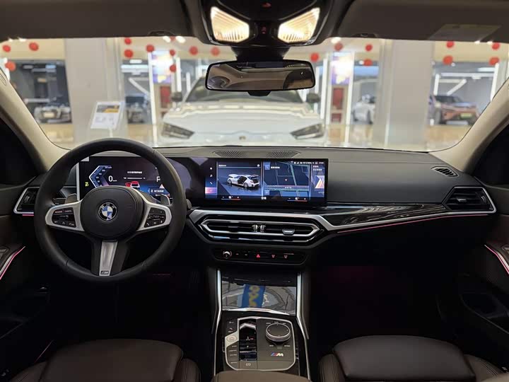 Фото 12 - BMW 3 Series