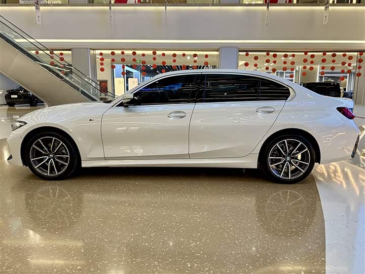 Фото 8 - BMW 3 Series