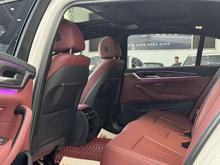 Фото 3 - BMW 5 Series Hybrid