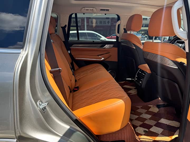 Фото 13 - Tank 500