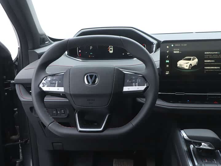 Фото 17 - Changan CS55 Plus