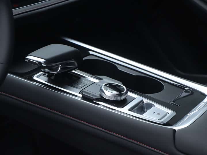 Фото 8 - Changan CS55 Plus