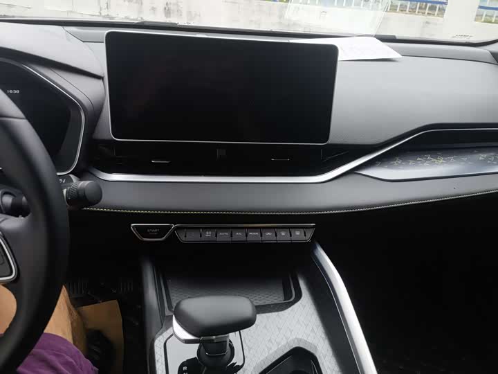 Фото 11 - Geely Preface