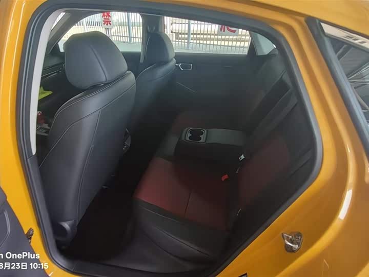 Фото 4 - Honda Integra