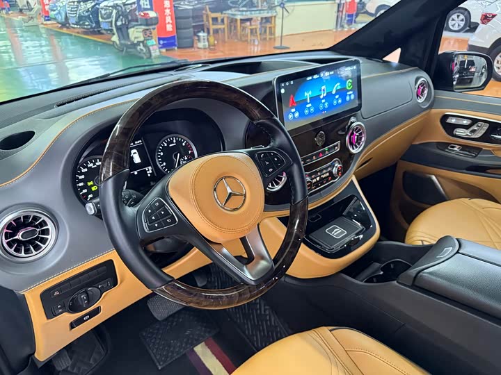 Фото 10 - Mercedes-Benz Vito