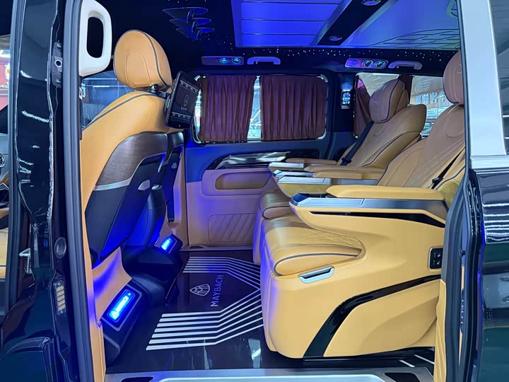 Фото 13 - Mercedes-Benz Vito