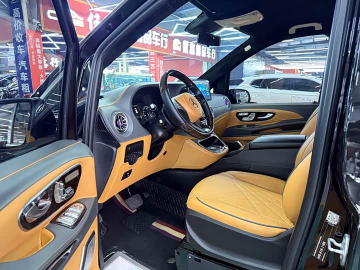 Фото 9 - Mercedes-Benz Vito