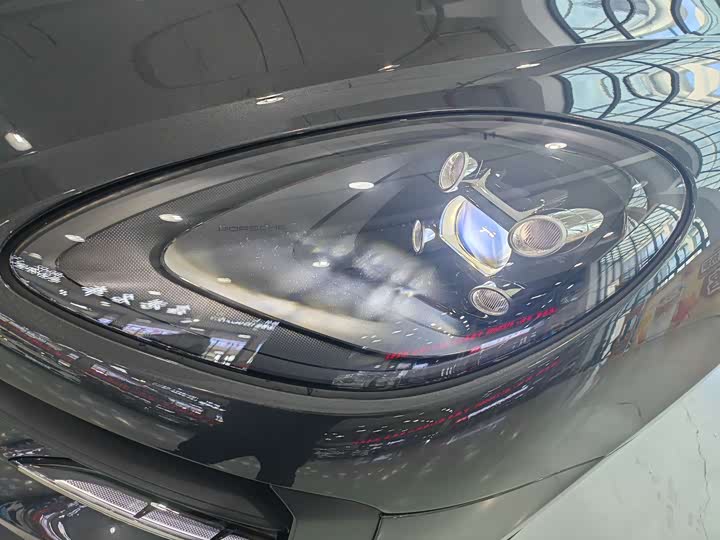 Фото 19 - Porsche Macan