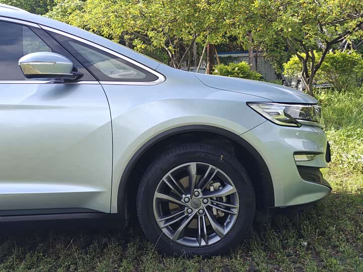 Фото 8 - Geely Jiaji