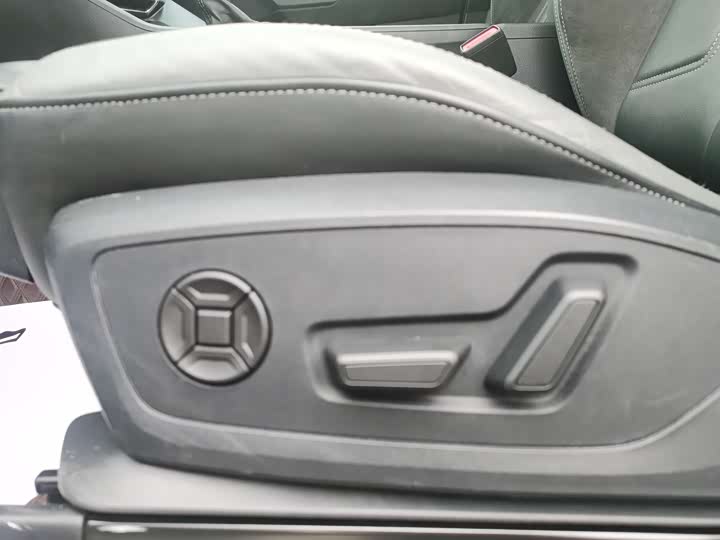 Фото 17 - Audi Q3 Sportback