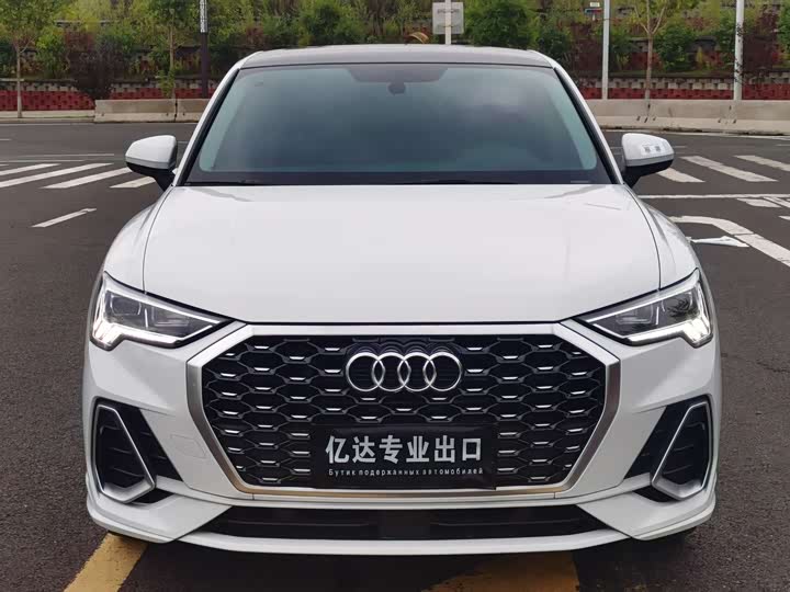 Фото 2 - Audi Q3 Sportback