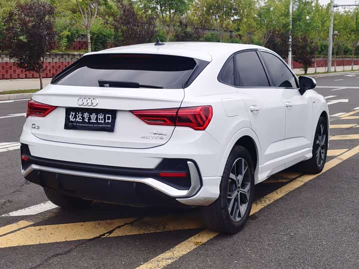 Фото 5 - Audi Q3 Sportback