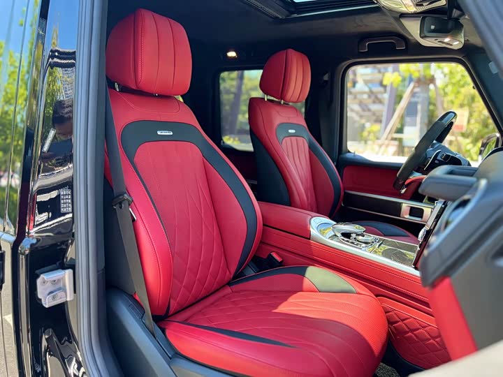 Фото 14 - Mercedes-Benz G-Class AMG