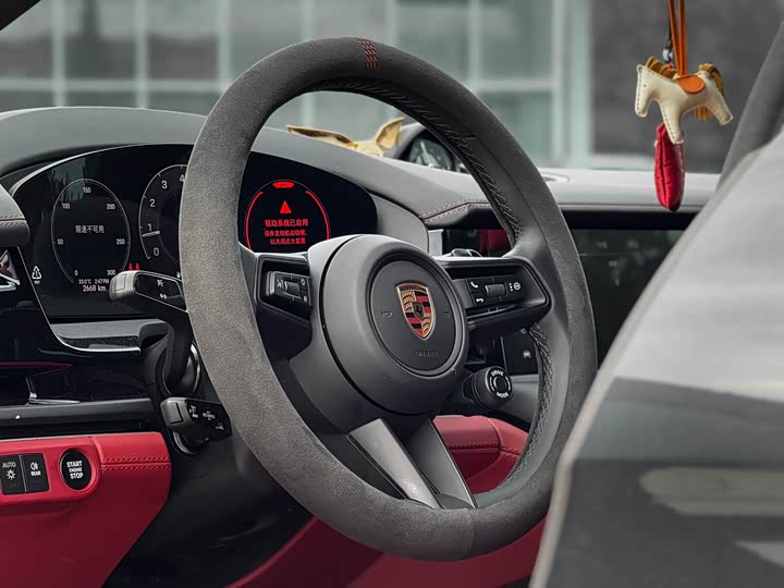 Фото 6 - Porsche Panamera