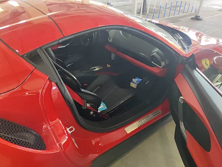 Фото 4 - Ferrari 296