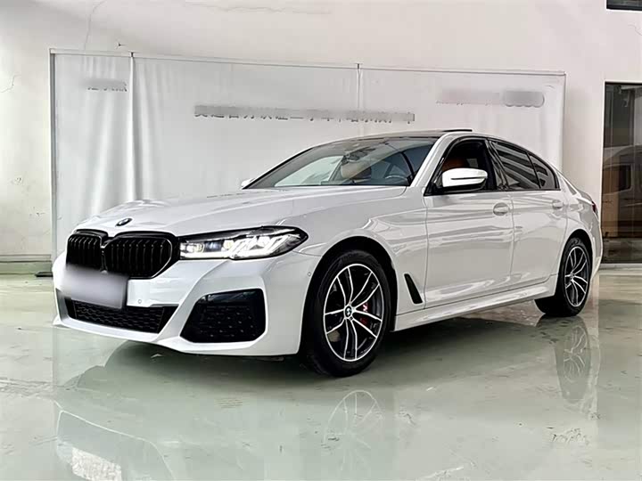 Фото 1 - BMW 5 Series